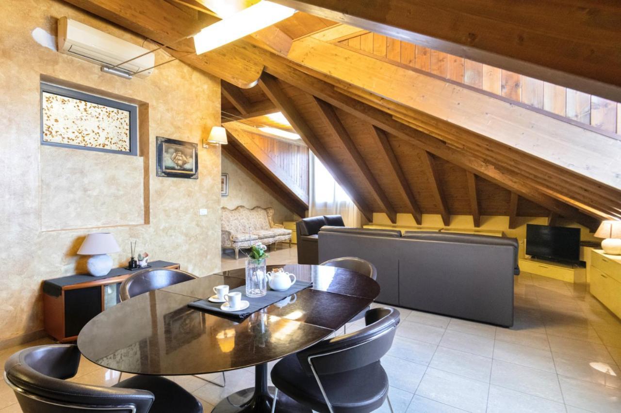 Appartamento Easylife - Esclusivo Attico In S Babila Milano Esterno foto