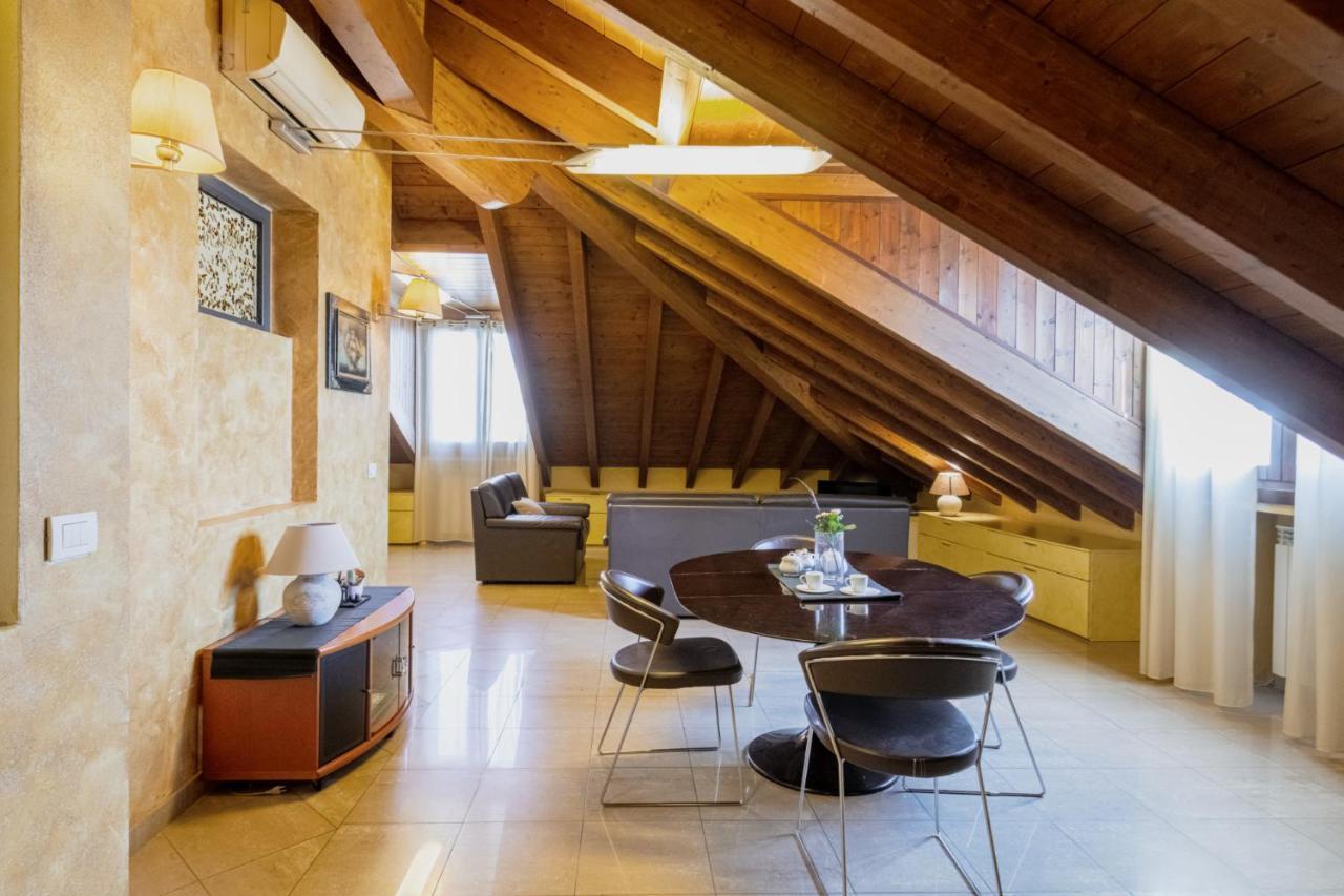 Appartamento Easylife - Esclusivo Attico In S Babila Milano Esterno foto